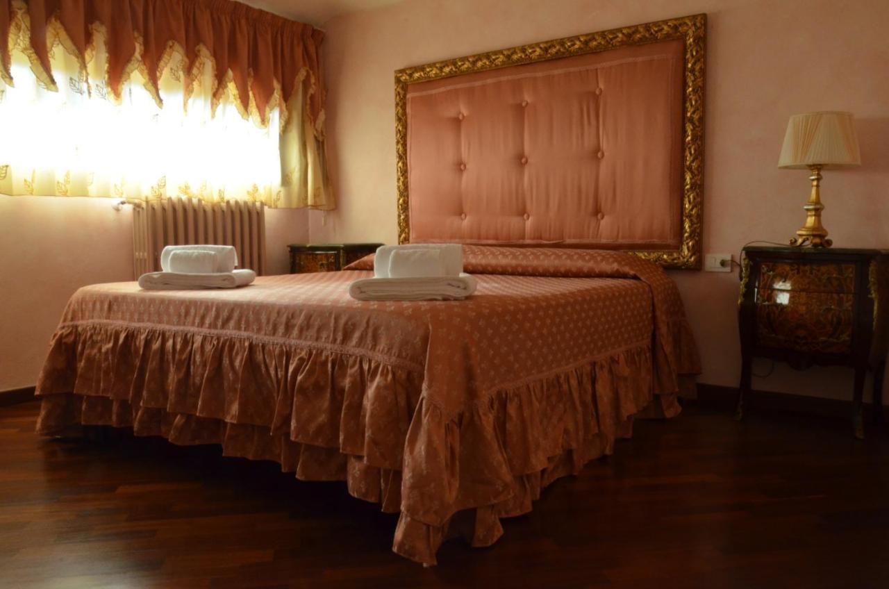 Maison Brinati Bed And Breakfast Monsummano Terme Eksteriør billede